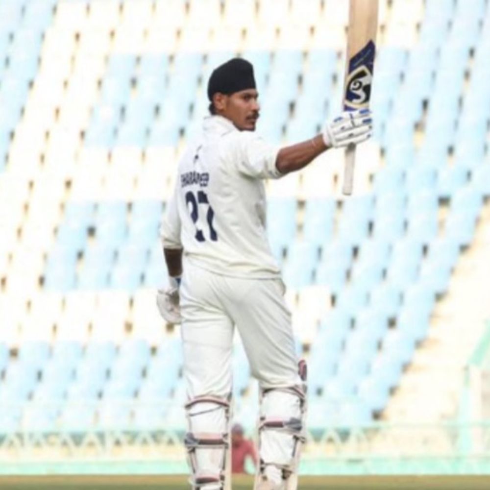 रणजी ट्रॉफी.में पहले दिन विकेट को तरसे यूपी के गेंदबाज:शरनदीप का नाबाद शतक, झारखंड बड़े स्कोर की ओर