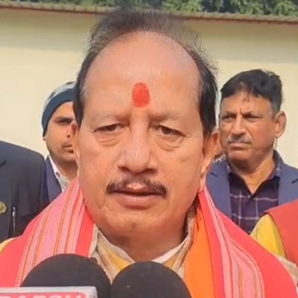 ‘आवेदन मिलेगा तो लालू की जमीनों की भी होगी जांच’:उपमुख्यमंत्री विजय कुमार सिन्हा ने कहा- कानून सबके लिए समान है