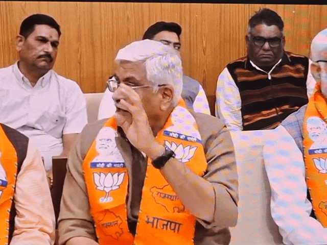 केंद्रीय मंत्री शेखावत ने नरेगा योजना पर दिया जवाब:बोले सरपंच, अधिकारी करते थे भ्रष्टाचार, राज्यों के लिए थी दुधारू गाय योजना