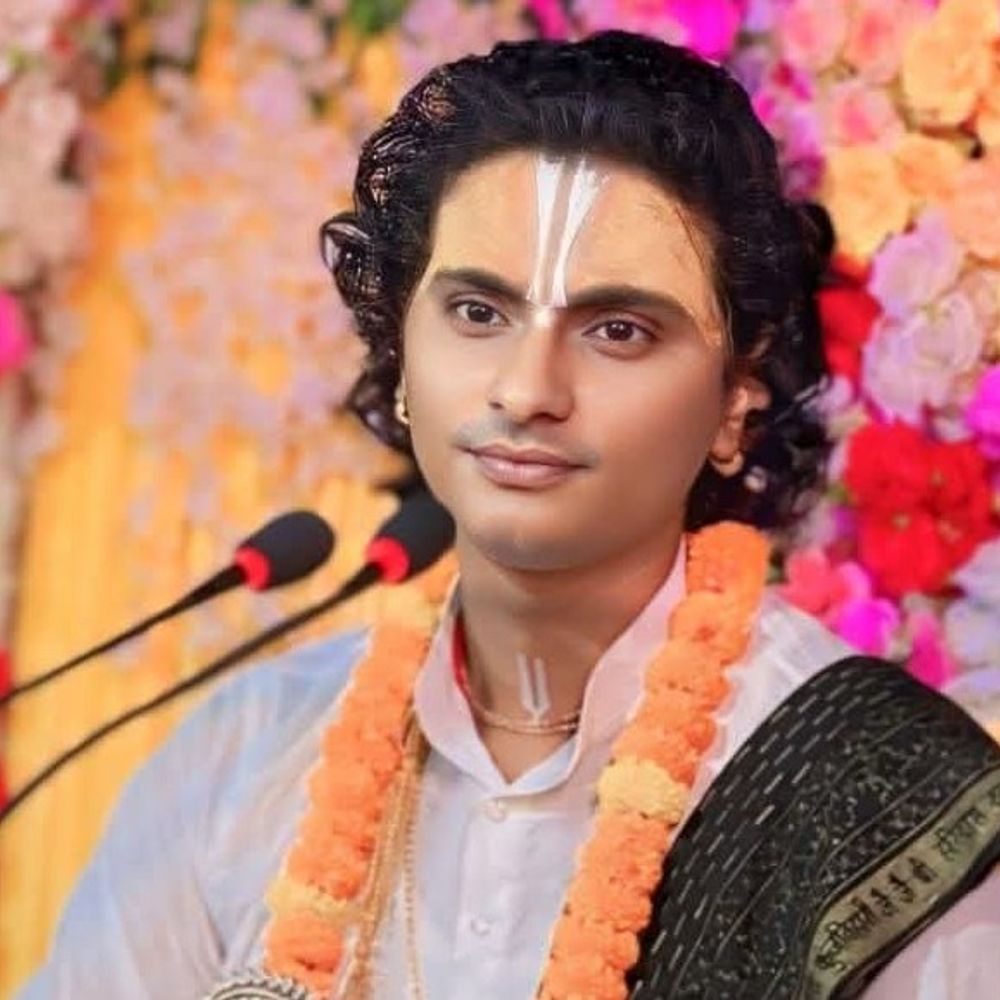 दरभंगा में महिला से रेप, अबॉर्शन का आरोपी कथावाचक गिरफ्तार:कैमरा देख हाथ जोड़ता दिखा श्रवण दास, वीडियो जारी कर खुद को बताया था निर्दोष