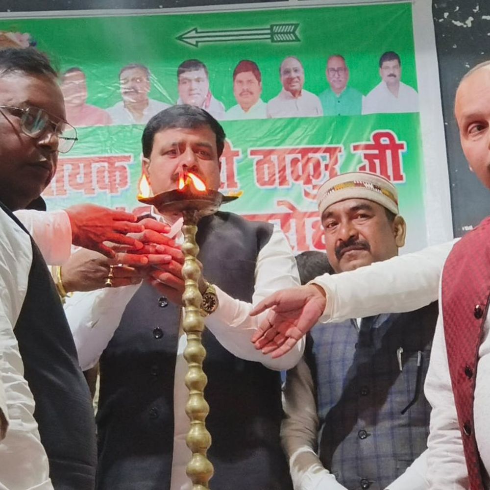 भारत रत्न कर्पूरी ठाकुर की जयंती पर समारोह:जदयू के कार्यक्रम में खाली रही कुर्सी; मंत्री जमा खान बोले- नीट छात्रा की मौत मामले की CBI जांच होगी