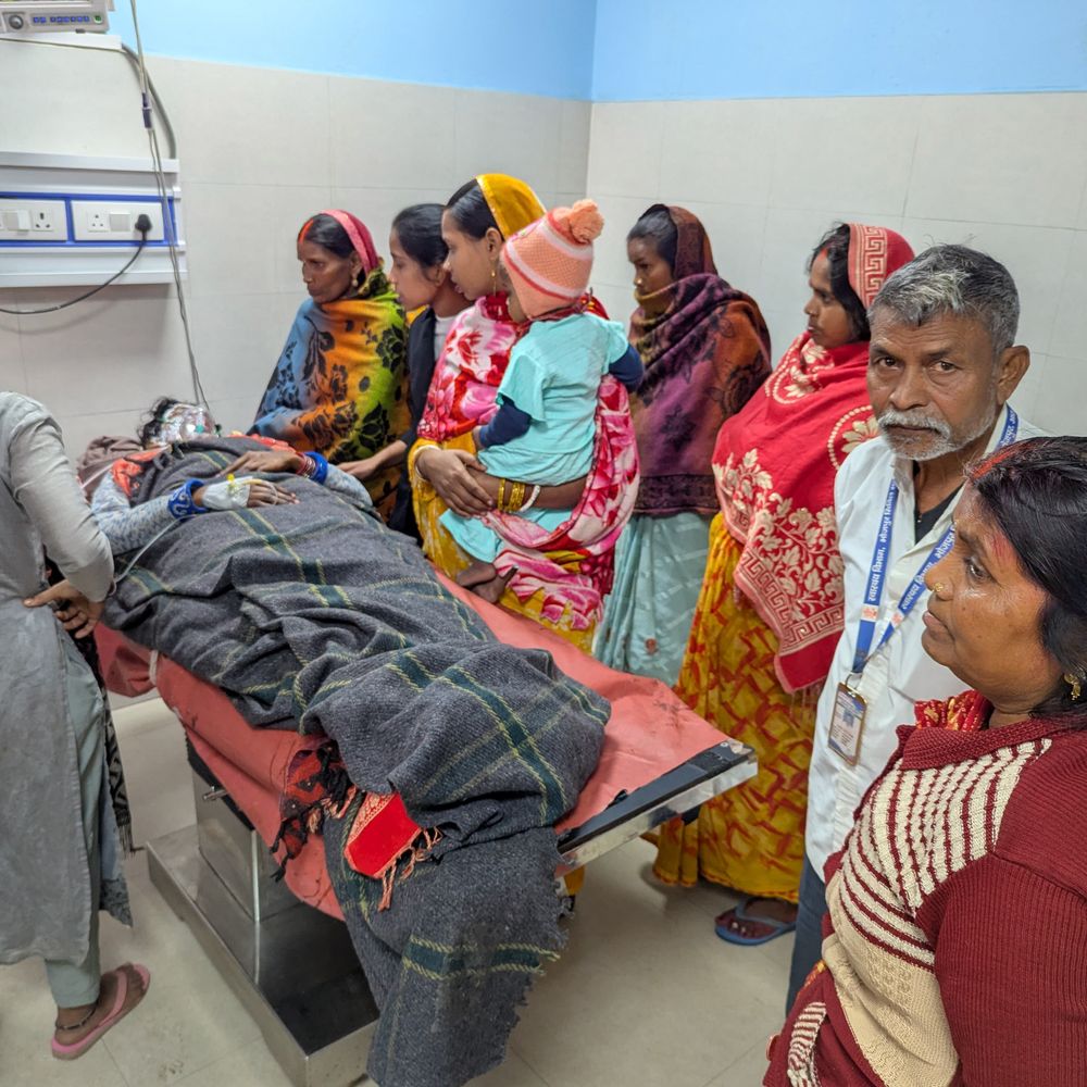 भोजपुर में कुकर फटने से महिला झुलसी:किचन में आलू बॉयल कर रही; चेहरा बुरी तरह से जला