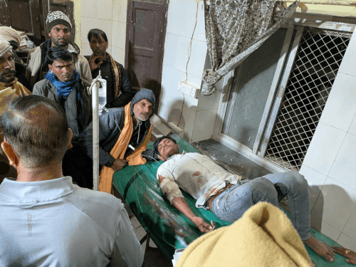 साइड देने की बात हुआ विवाद:बाइक सवार ने टेंपो ड्राइवर को गोली मारी, घायल को किया जयपुर रेफर