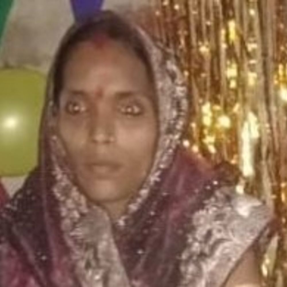 बेगूसराय में बेटे को बचाने में कुएं में डूबी मां:खेलने के दौरान कुएं में लटका था बच्चा, मासूम को निकाला; बैलेंस बिगड़ने पर खुद गिरी