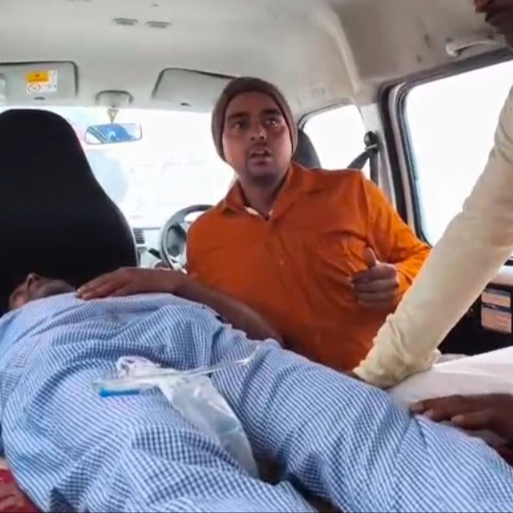 भागलपुर में प्रॉपर्टी डीलर को मारी गोली:बदमाशों ने 3 गोलियां चलाई; जमीन के झगड़े में फायरिंग की आशंका