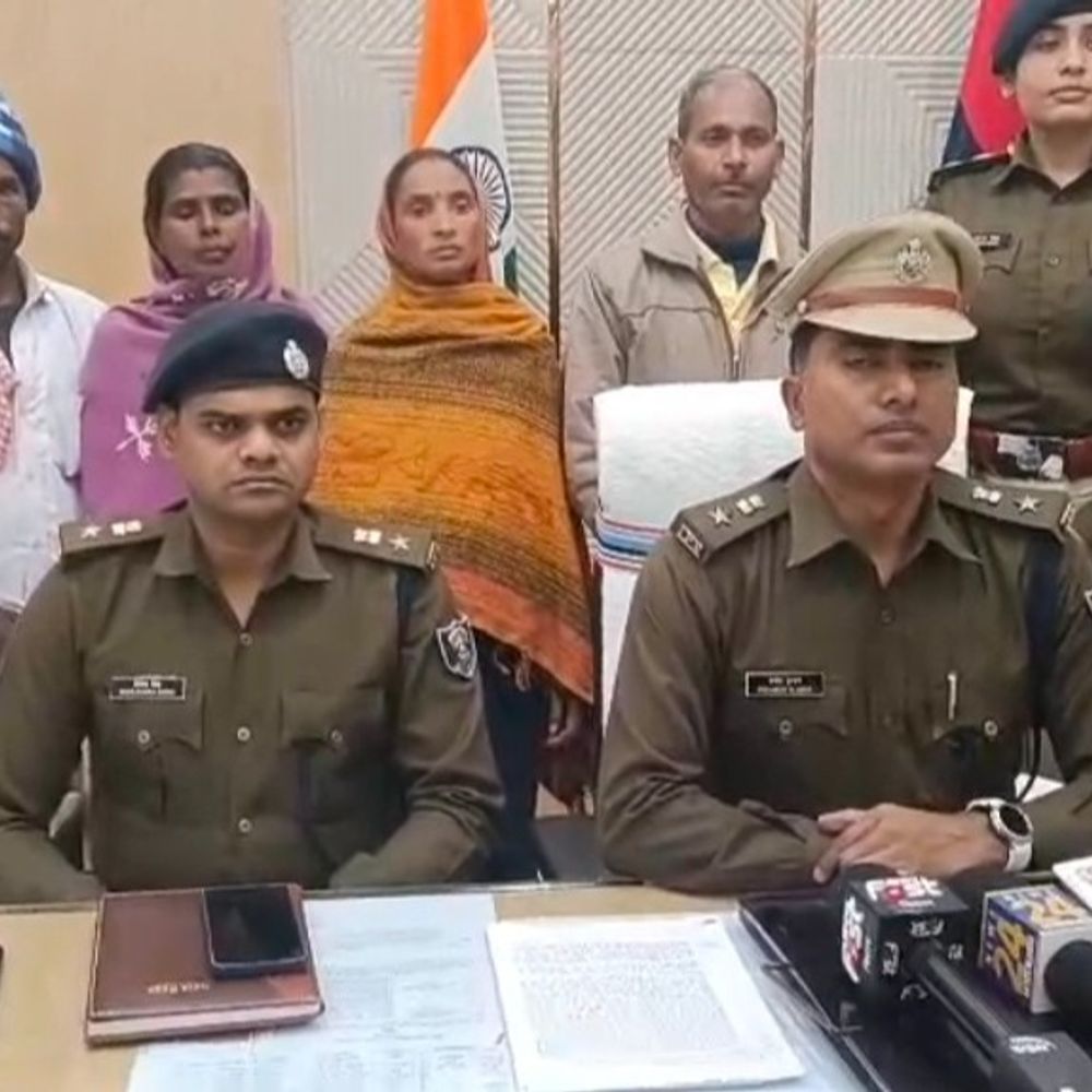 भागलपुर में लापता 2 नाबालिग लड़की मुंबई से मिली:24 दिन पहले घर से स्कूल जाने निकली थी; SSP ने SIT का गठन किया था