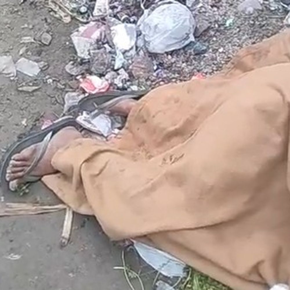 करनाल में मिला युवक का शव:शराब ठेके के पास कचरे के ढेर पर पड़ा था, सर्दी से मौत की आशंका