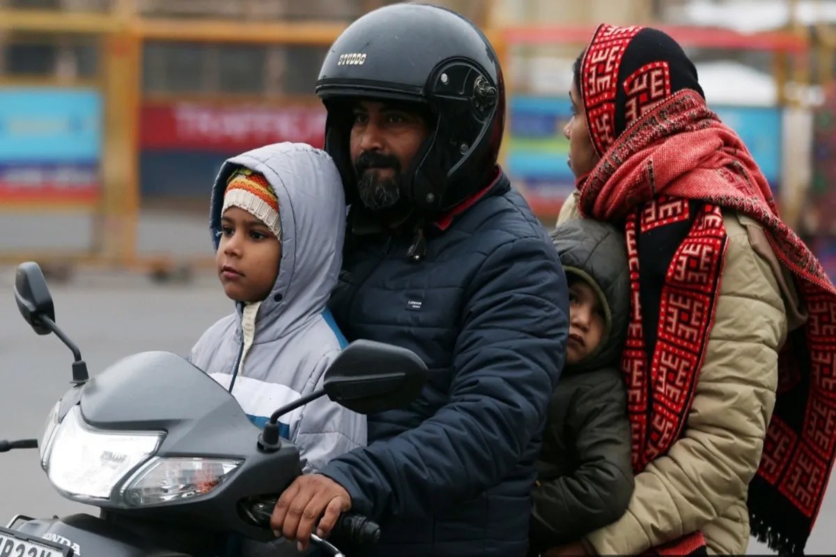 Cold Wave Alert: कंपकंपाती रातें, पाले का डर और शीतलहर का कहर, पश्चिमी यूपी फिर ठिठुराने को मजबूर