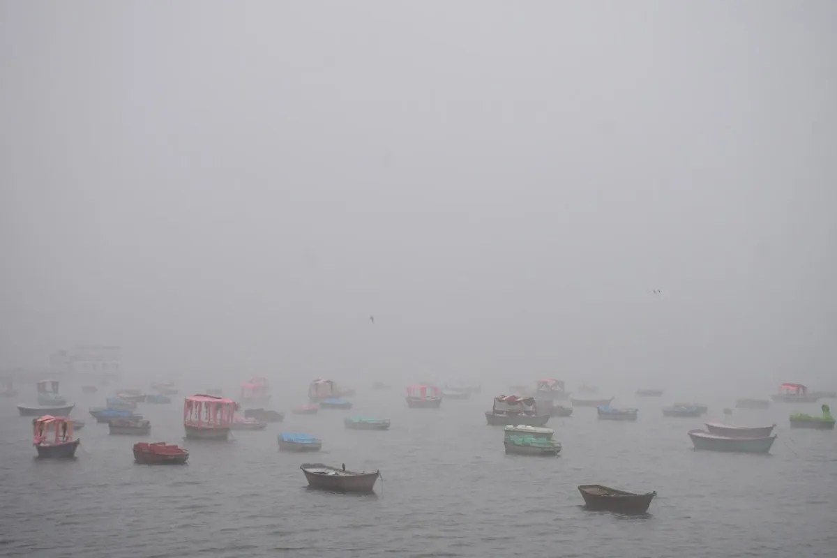 Weather Alert: 15 जनवरी से शीतलहर से राहत, कोहरा बढ़ेगा, 19 जनवरी से पश्चिमी यूपी में बारिश, जाने मौसम का नया अपडेट