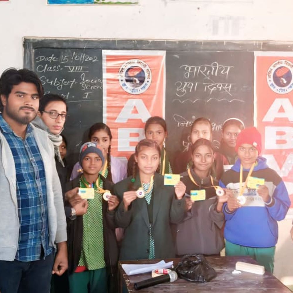 राष्ट्रीय युवा दिवस पर भाषण प्रतियोगिता छात्रों में दिखा आत्मविश्वास व राष्ट्रभाव