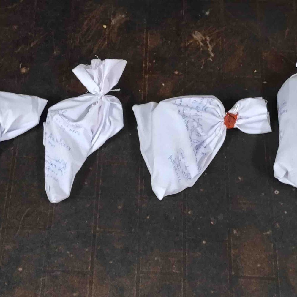 जालंधर पुलिस ने 4 पिस्तौल सहित 5 आरोपी किए गिरफ्तार:नाकेबंदी में स्विफ्ट कार से ड्राइवर सीट के नीचे मिलीं अवैध पिस्तौल, पुलिस जांच शुरू