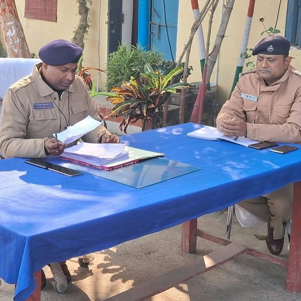 खगड़िया में SSP ने सुनी जनसमस्याएं:मुफस्सिल थाना परिसर में 9 मामलों का निष्पादन, अधिकारियों को दिए सख्त निर्देश