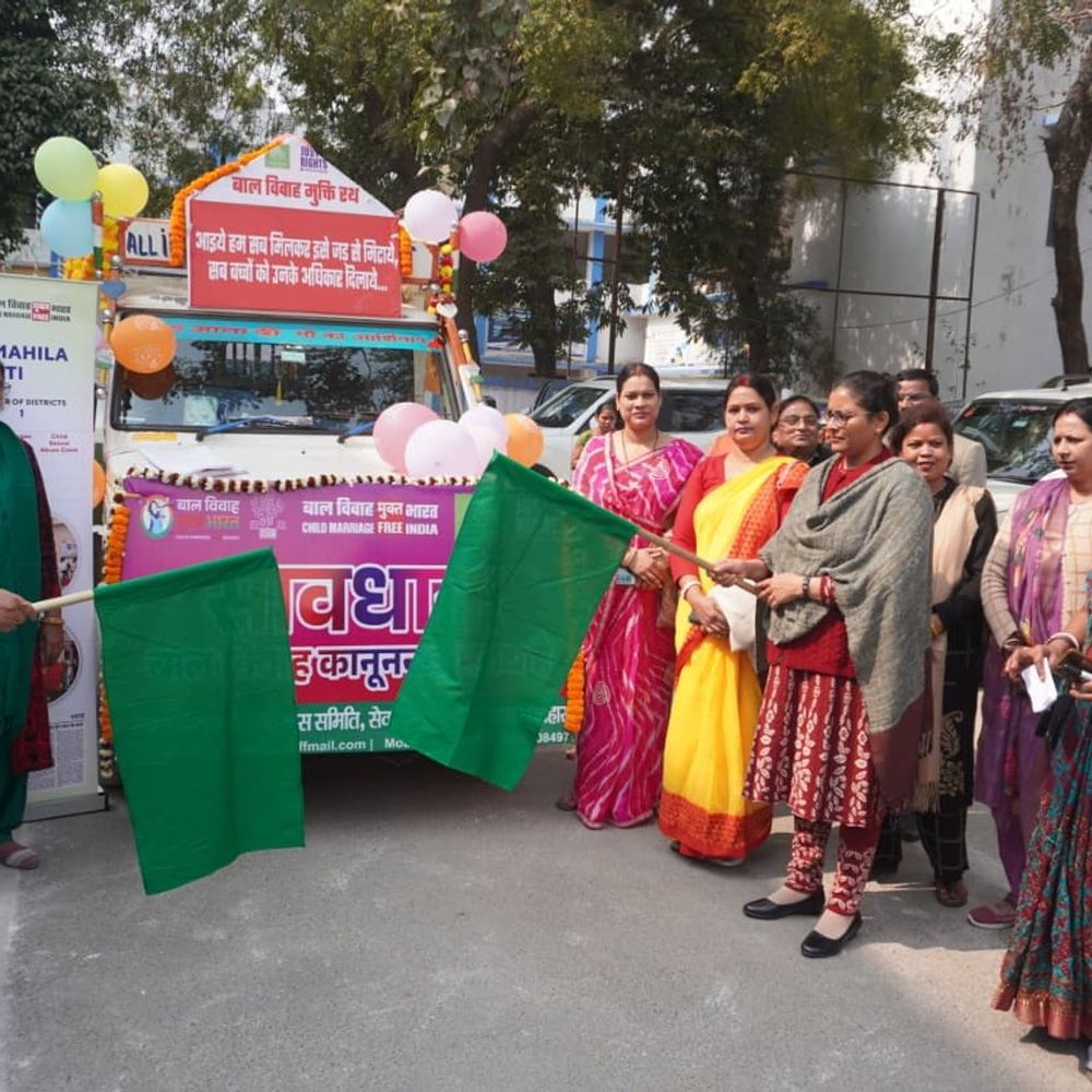 नवादा में बाल विवाह मुक्ति रथ रवाना:100 दिवसीय जागरूकता अभियान का सेकंड फेज शुरू