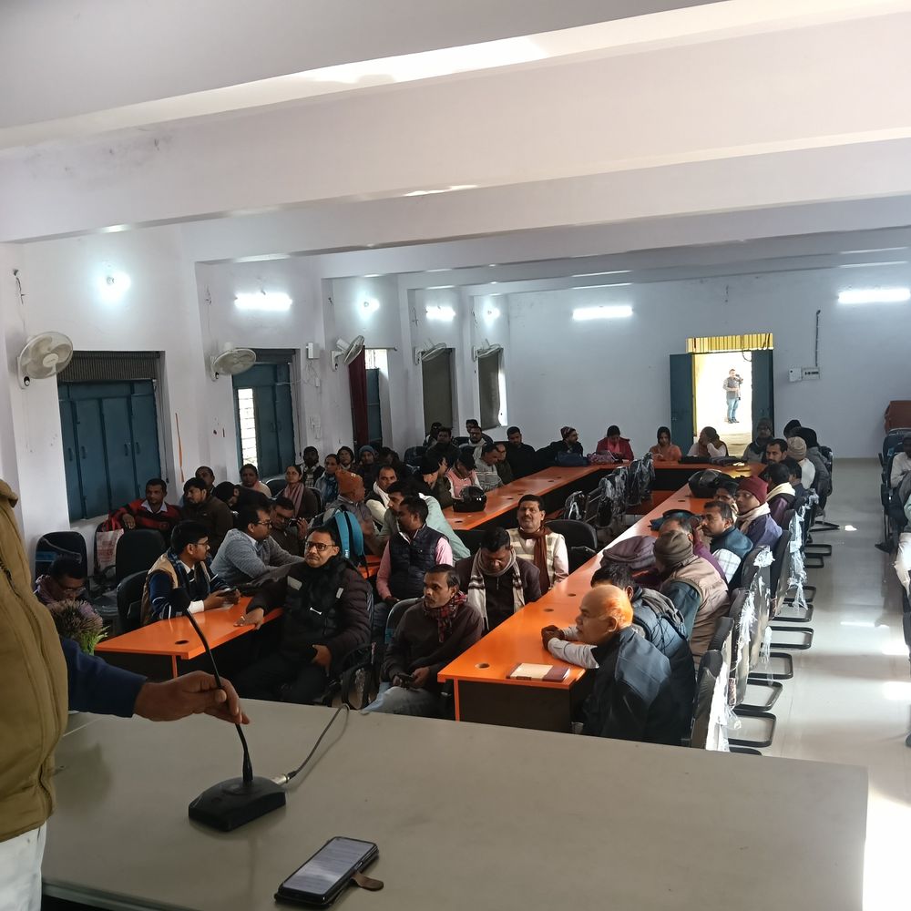 गया के कोंच में ‘प्रज्ञा शक्ति’ प्रशिक्षण कार्यक्रम:असहज बच्चों की पहचान करने की अपील, मदद के लिए किया प्रशिक्षित