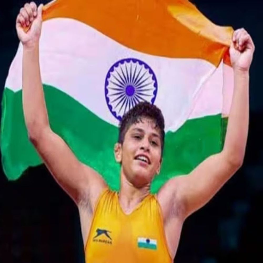 हिसार की अंतिम सबसे महंगी भारतीय रेसलर बनीं:प्रो कुश्ती लीग में उत्तर प्रदेश डोमिनेटर्स ने 52 लाख में खरीदा; विनेश फोगाट को कर चुकी चैलेंज