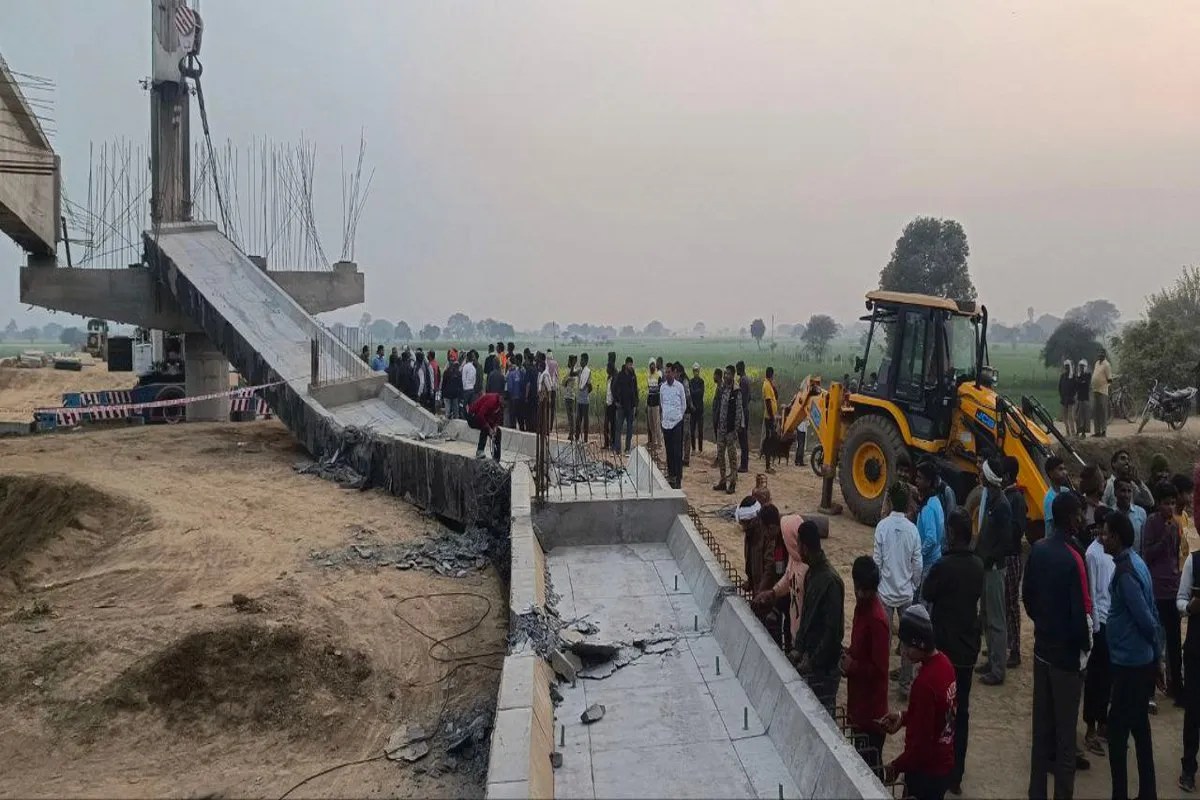 150 करोड़ के बायपास पर निर्माणाधीन फ्लाईओवर का गर्डर गिरा, बड़ा हादसा टला