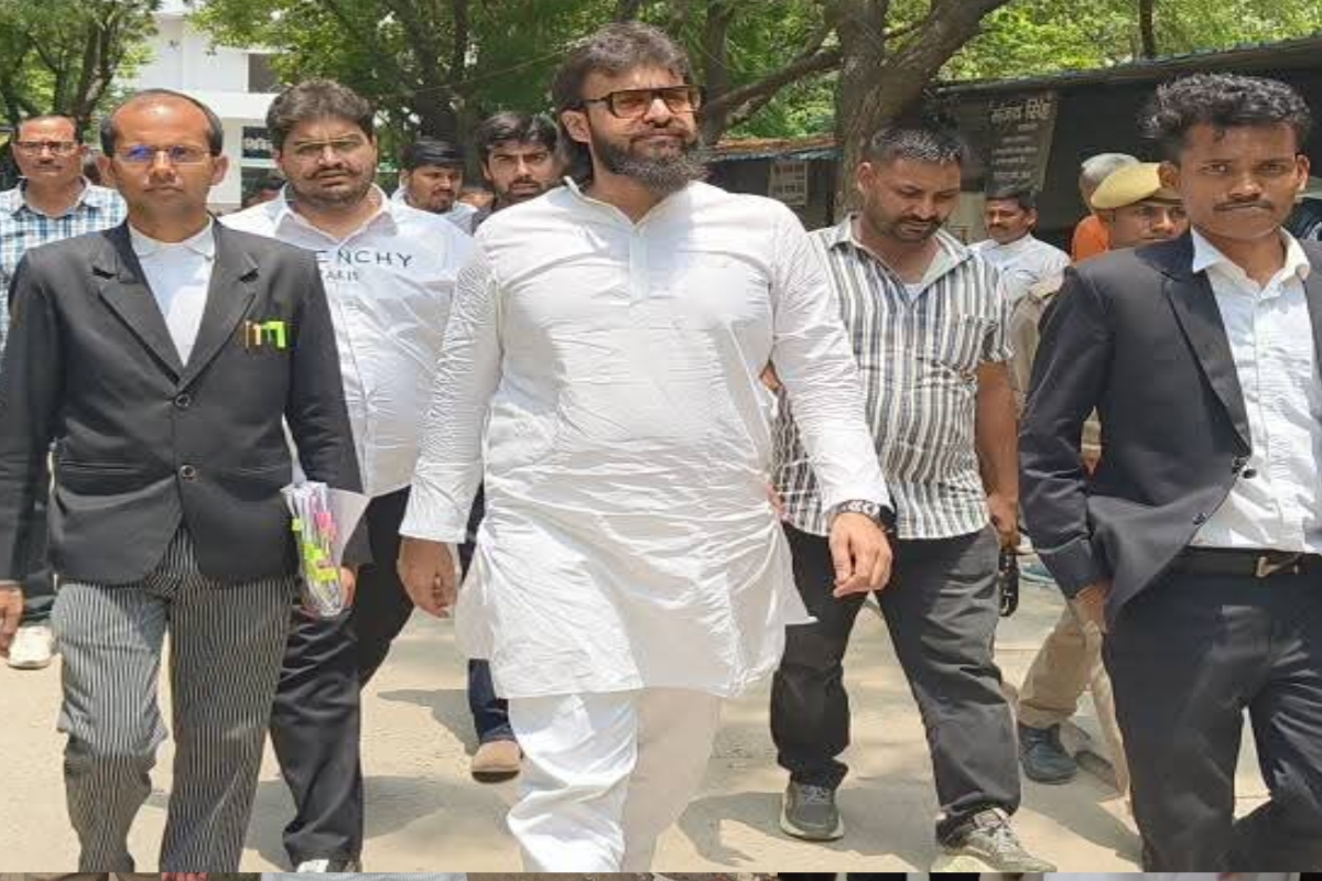 Abbas Ansari News: अब्बास अंसारी को सुप्रीम कोर्ट से मिली बड़ी राहत, जा सकेंगे यूपी के बाहर