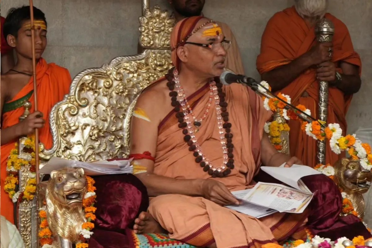 प्रयागराज प्रशासन को शंकराचार्य की तरफ से जवाब 24 घंटे के अंदर नोटिस वापस ले, सुप्रीम कोर्ट के आदेशों का दिया हवाला