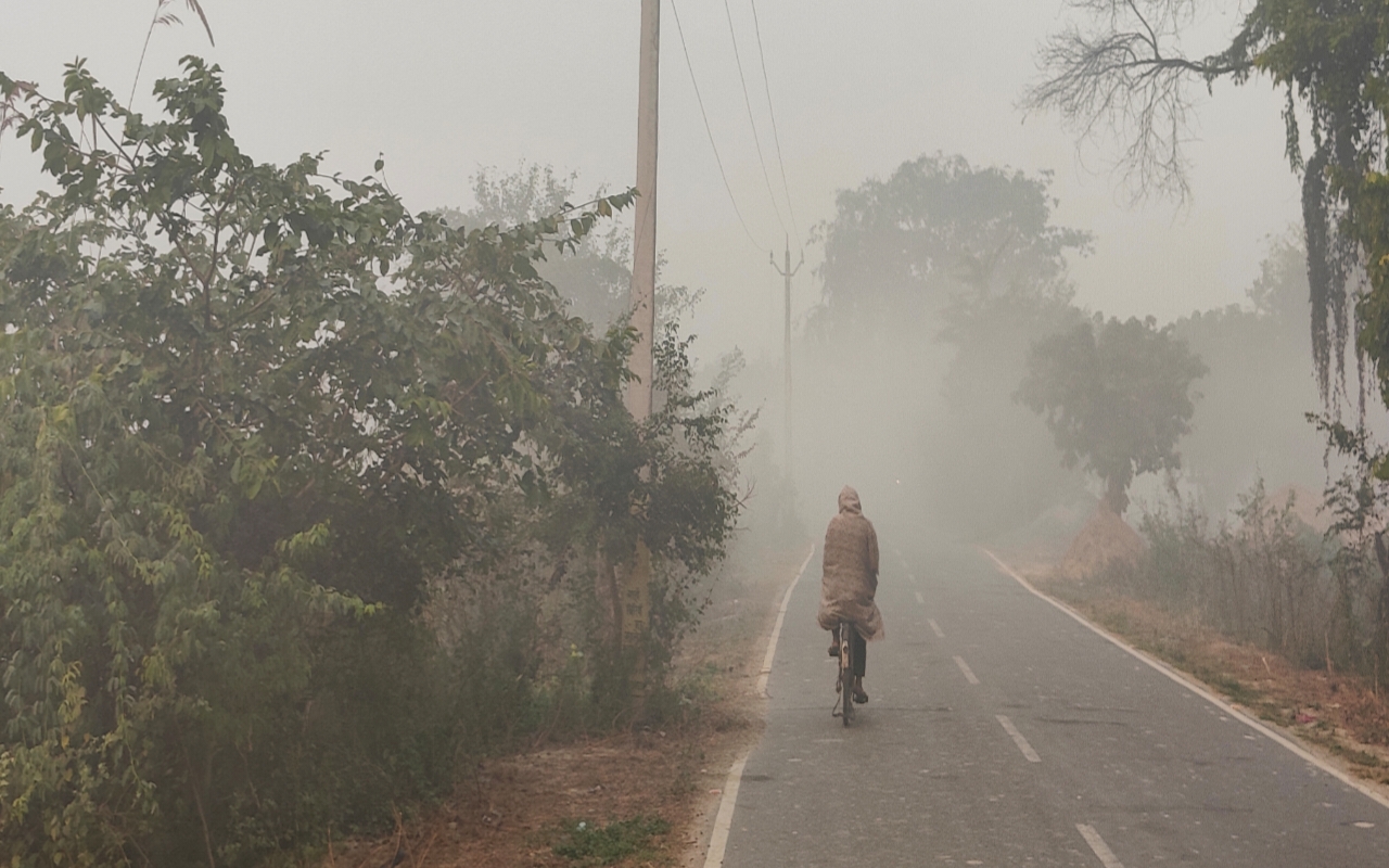 कड़ाके की ठंड के चलते मऊ में कक्षा 1 से 8 तक के स्कूल 9 व 10 जनवरी को बंद