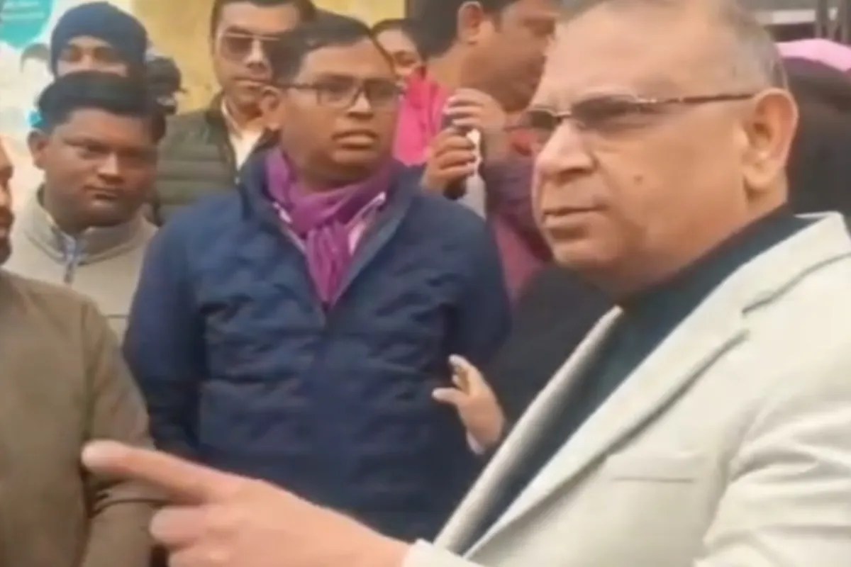 मैं तुझे 2 साल से देख रहा हूं… सिर्फ एक काम दलाली, CMS ने अस्पताल में आशा बहुओं पर लगाई पाबंदी