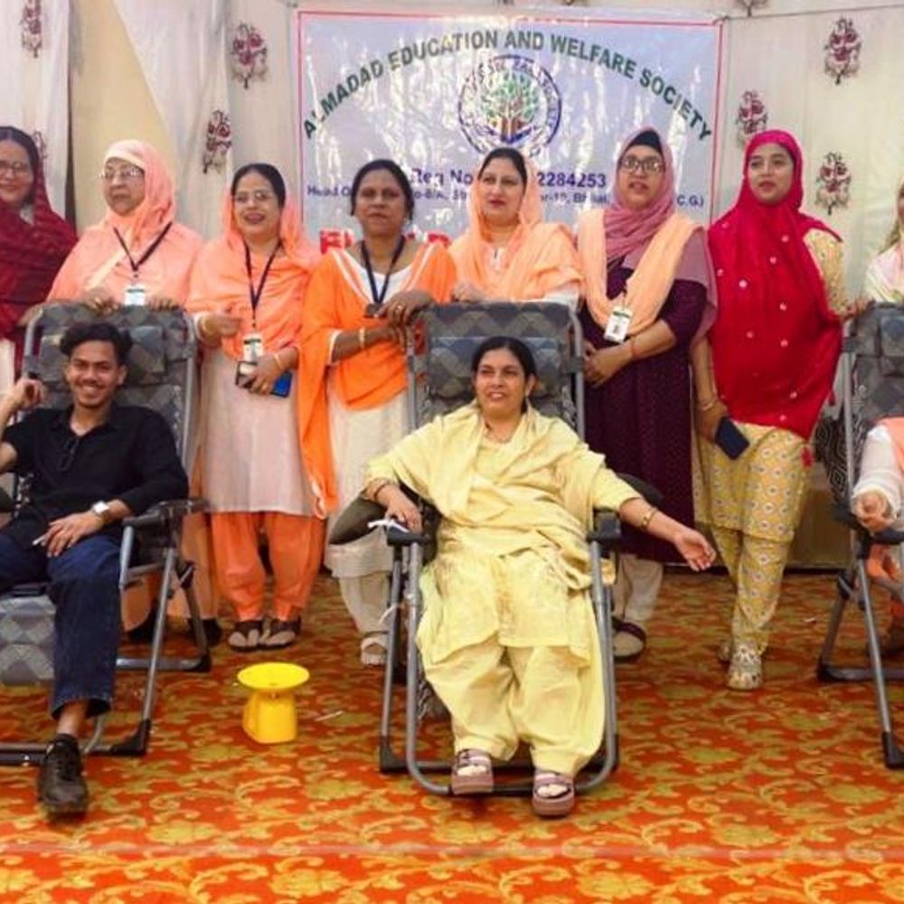 अल मदद एजुकेशन सोसाइटी की पहल पर युवाओं ने किया रक्तदान