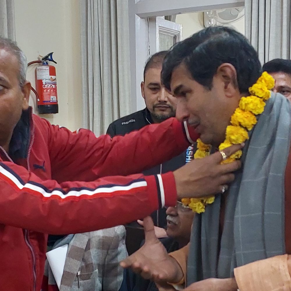 यूजीसी की खामियों पर कोर्ट को करना पड़ा हस्तक्षेप:मेरठ में एमएलसी श्री चंद बोले-अब शिक्षकों को मिलेगी कैशलेस इलाज की सुविधा