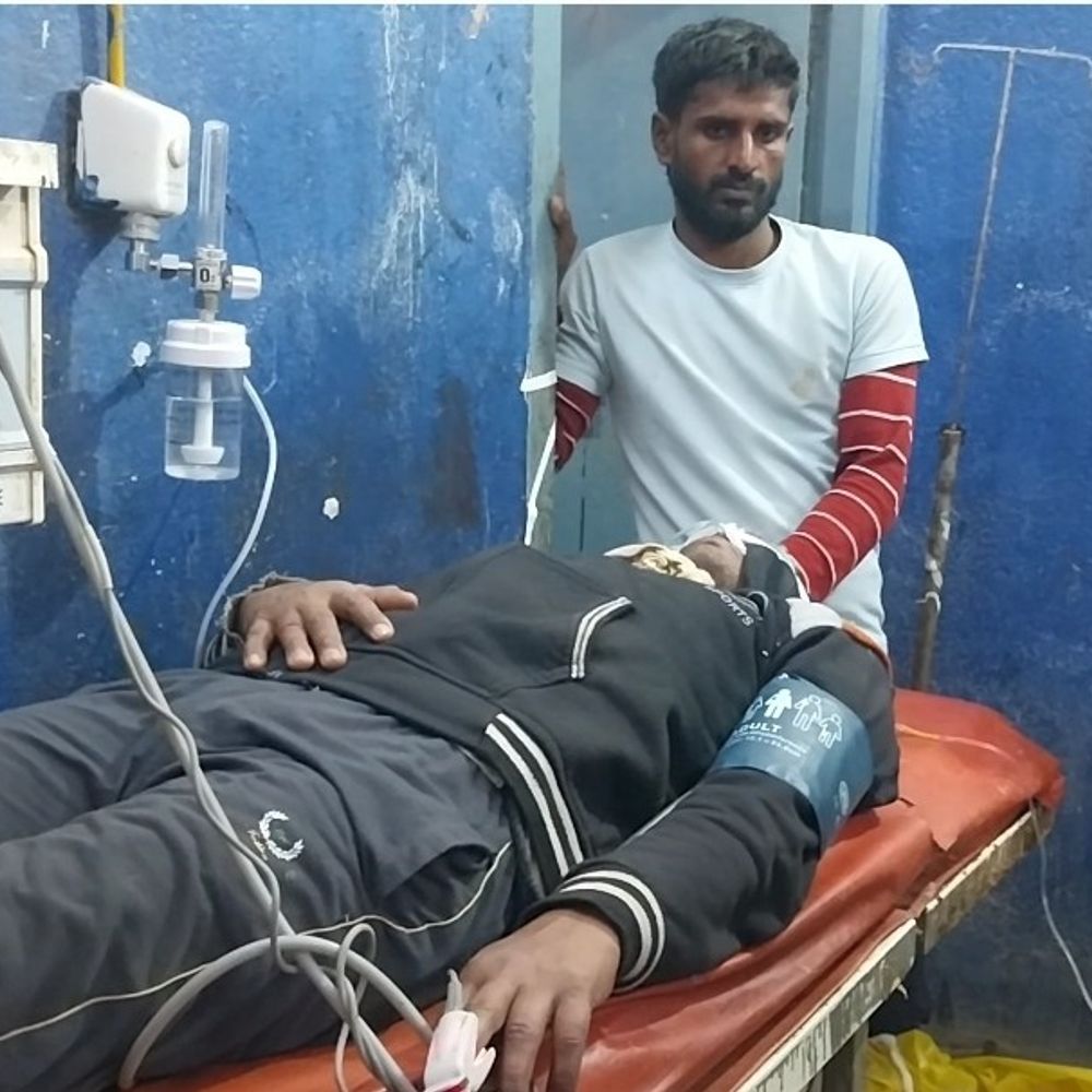 बेटे की बात से आहत खोकर युवक ने खाया जहर:नवादा में परिवार के बीच हुआ था विवाद , गंभीर हालत में अस्पताल में भर्ती