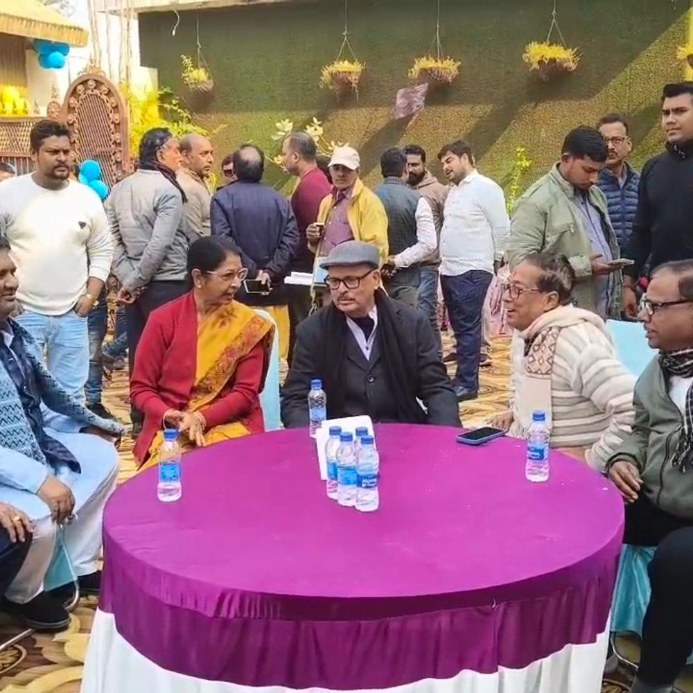 कटिहार में भाजपा MLC और मेयर के घर दही-चूड़ा भोज:सांसद तारिक अनवर भी पहुंचे, बोले- राजनीति में कभी भी नई घटनाएं हो सकती