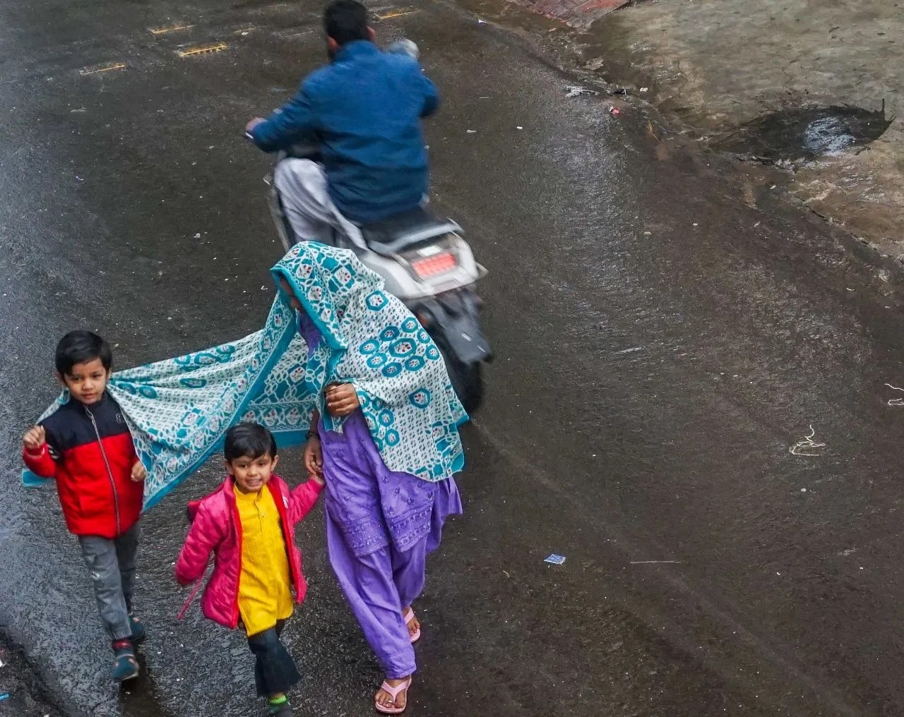 जयपुर में पड़ी मावठ, देखें तस्वीरें