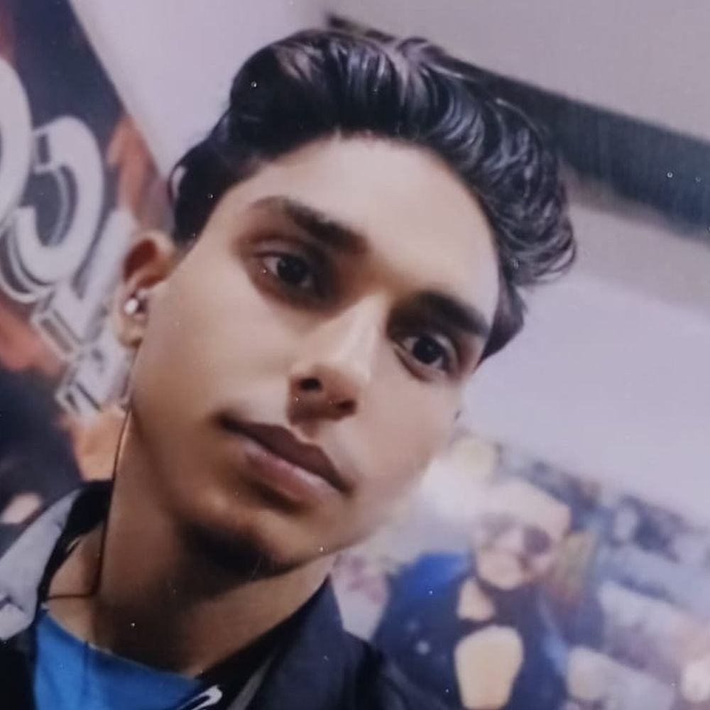 सीवान के दरौंदा में रोड एक्सीडेंट में युवक की मौत:अज्ञात गाड़ी की टक्कर से जान गई, ड्राइवर मौके से भागा