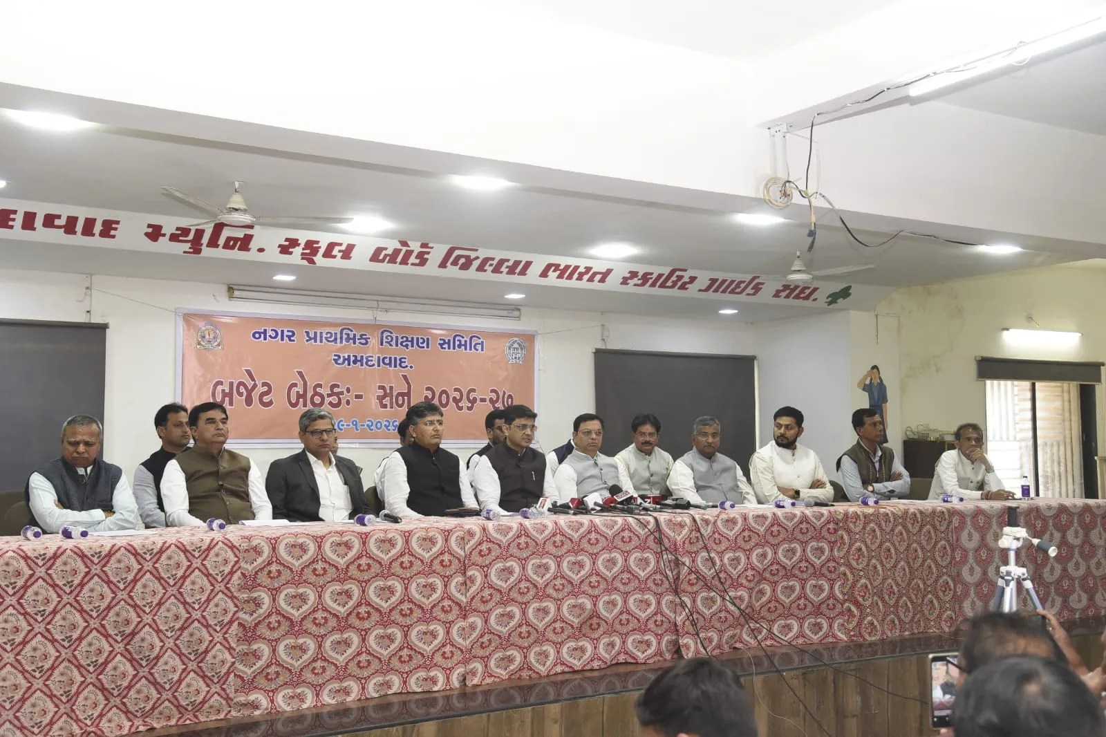 अहमदाबाद मनपा साल में शुरू करेगी 38 नए स्कूल, एआइ का बढ़ेगा उपयोग