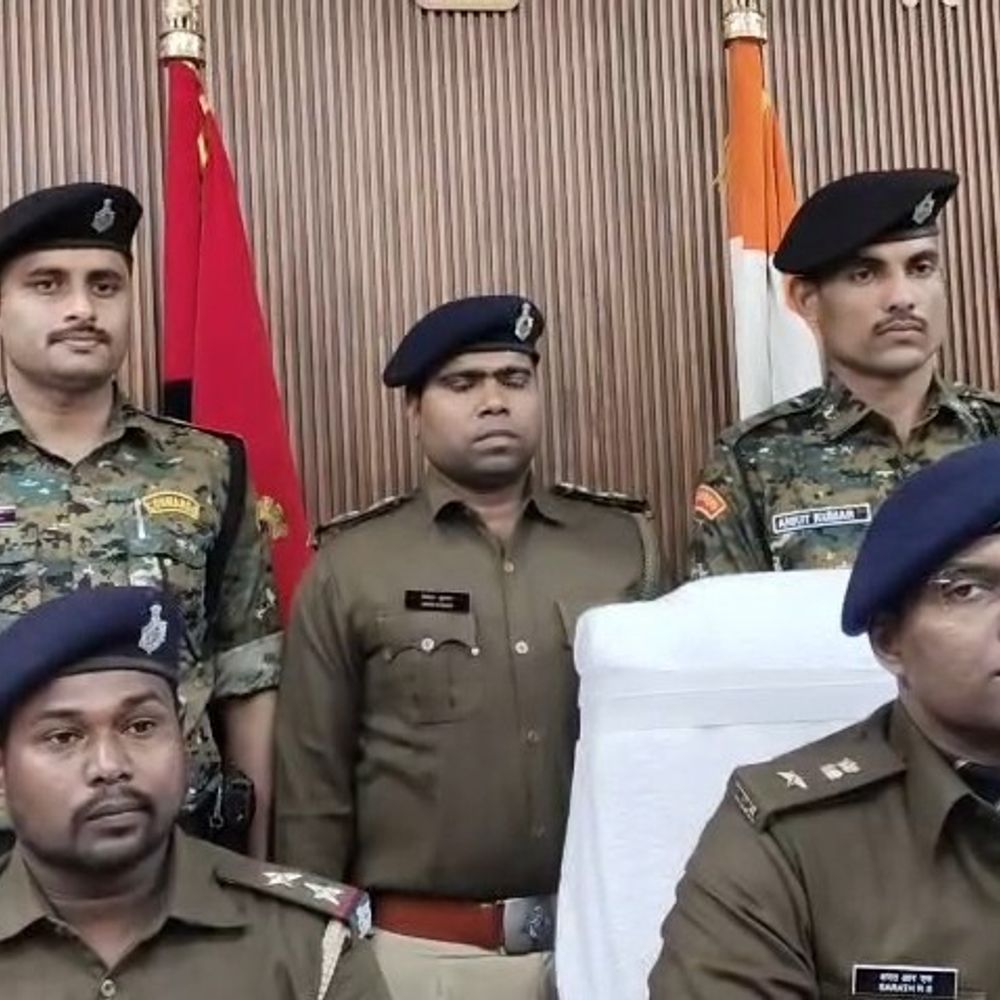 सुपौल में बड़ी चोरी का खुलासा, दो अरेस्ट:33.30 ग्राम सोना और 2.639 किलो चांदी बरामद, एसपी शरथ आरएस ने प्रेस कॉन्फ्रेंस में दी जानकारी