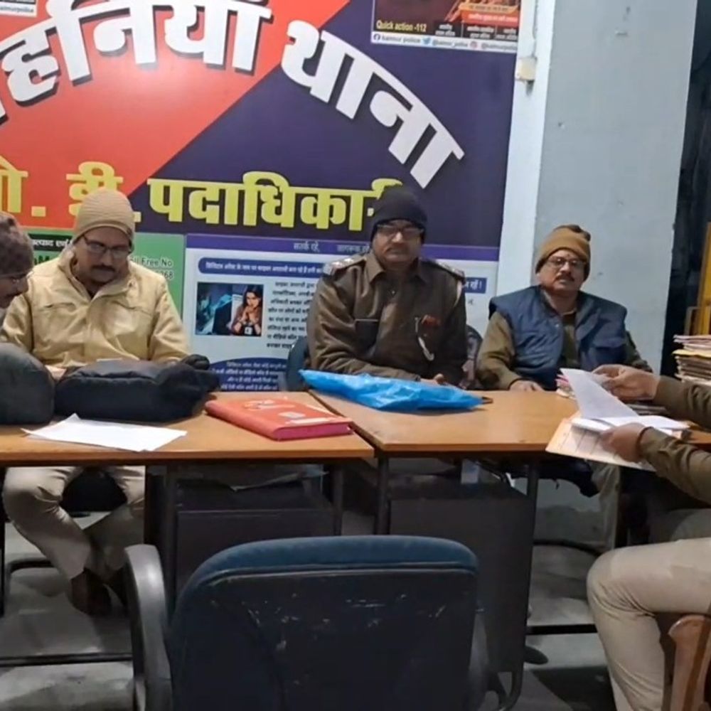 2 करोड़ घोटाले का आरोपी मोहनिया से गिरफ्तार:बनारस कैंट पुलिस ने कंपनी धोखाधड़ी मामले में की कार्रवाई, 2024 में FIR हुआ था दर्ज