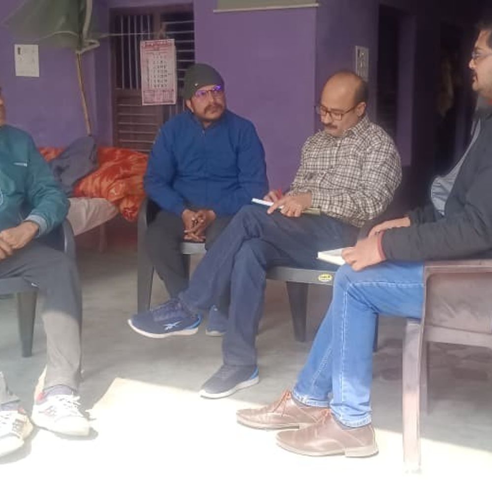 बन्दरा में शुद्ध पेयजल व्यवस्था की समीक्षा:बाढ़ प्रभावित पंचायतों का लिया गया जायजा, यूनिसेफ के वाटर क्वालिटी एक्सपर्ट भी रहे मौजूद