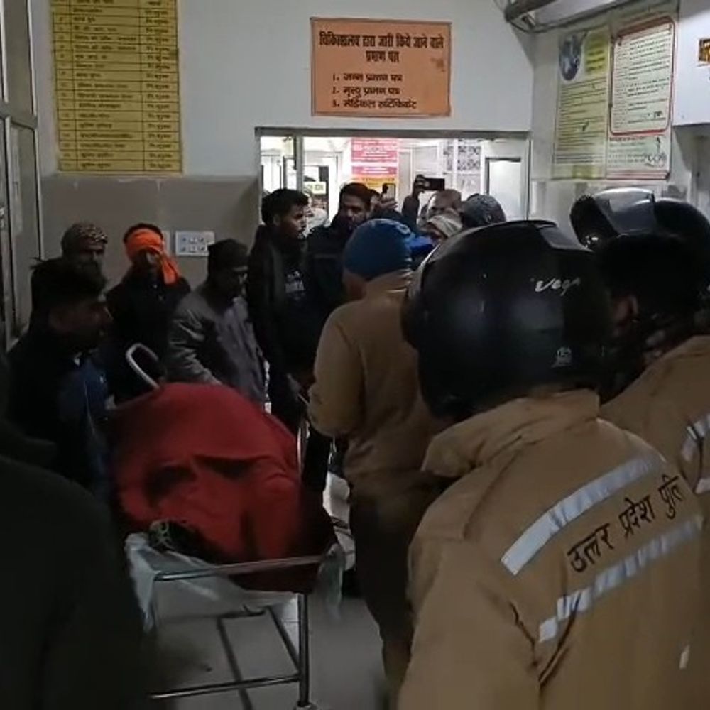 गोंडा में डिलीवरी के बाद महिला की मौत:परिजनों ने लापरवाही का आरोप लगाकर किया हंगामा, अस्पताल में की तोड़फोड़