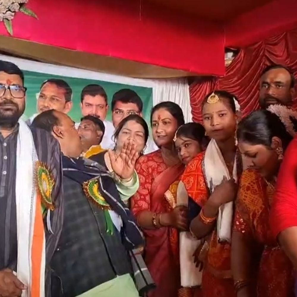 भागलपुर में जननायक कर्पूरी ठाकुर की जयंती मनाई गई:नेताओं ने नमन किया, सामाजिक न्याय और पिछड़े वर्गों के उत्थान पर जोर