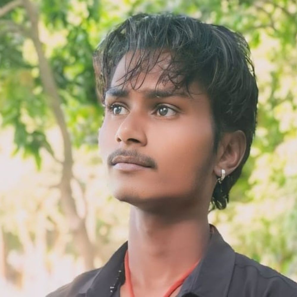 भागलपुर में सड़क हादसे में दोस्त की मौत, 2 घायल:मेला देखकर तीनों बाइक से घर लौट रहे थे, तेज रफ्तार वाहन ने पीछे से मारी टक्कर