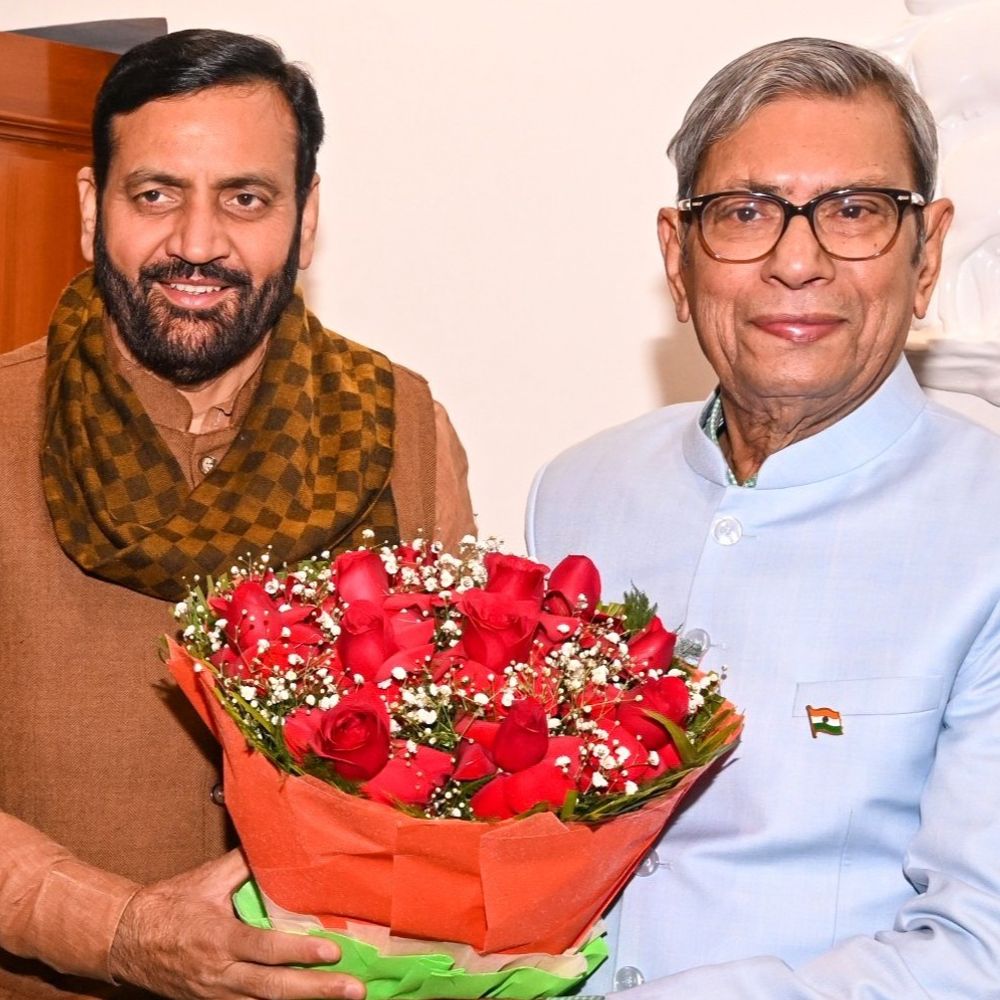 हरियाणा लोक भवन में गवर्नर का ‘एट होम’ PHOTO:पत्नी को लेकर CM सैनी पहुंचे; CS को छोड़कर पूरी ब्यूरोक्रेसी पहुंची, पूर्व आर्मी चीफ भी आए