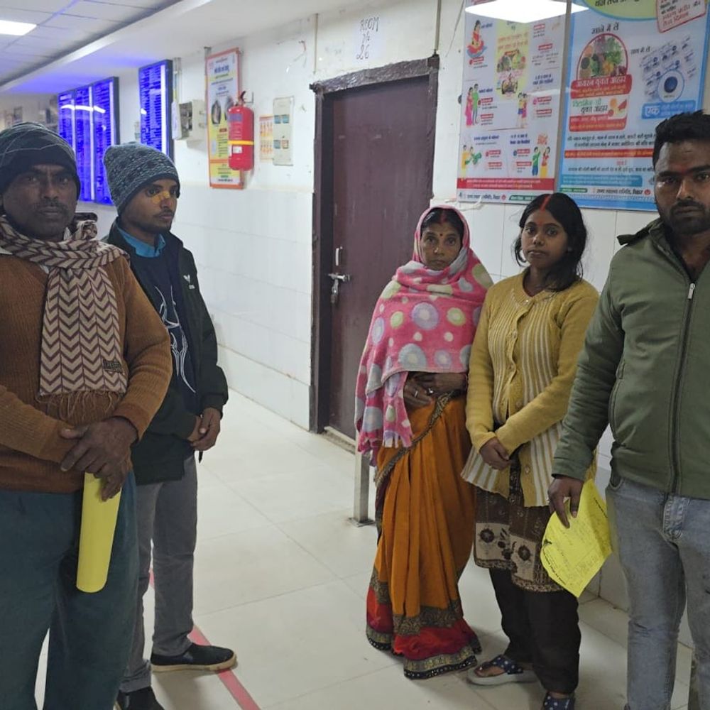 शेखपुरा में 2 पक्षों में हिंसक झड़प, 5 घायल:आम का पौधा उखाड़ने पर विवाद, सदर अस्पताल में भर्ती