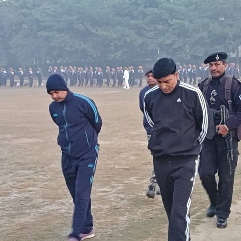 भागलपुर SSP ट्रेनी सिपाहियों के प्रशिक्षण कार्यक्रम में पहुंचे:सुरक्षा संबंधी सुविधाओं का लिया जायजा, बोले- फिजिकल फिटनेस पुलिसकर्मियों की पहली पहचान