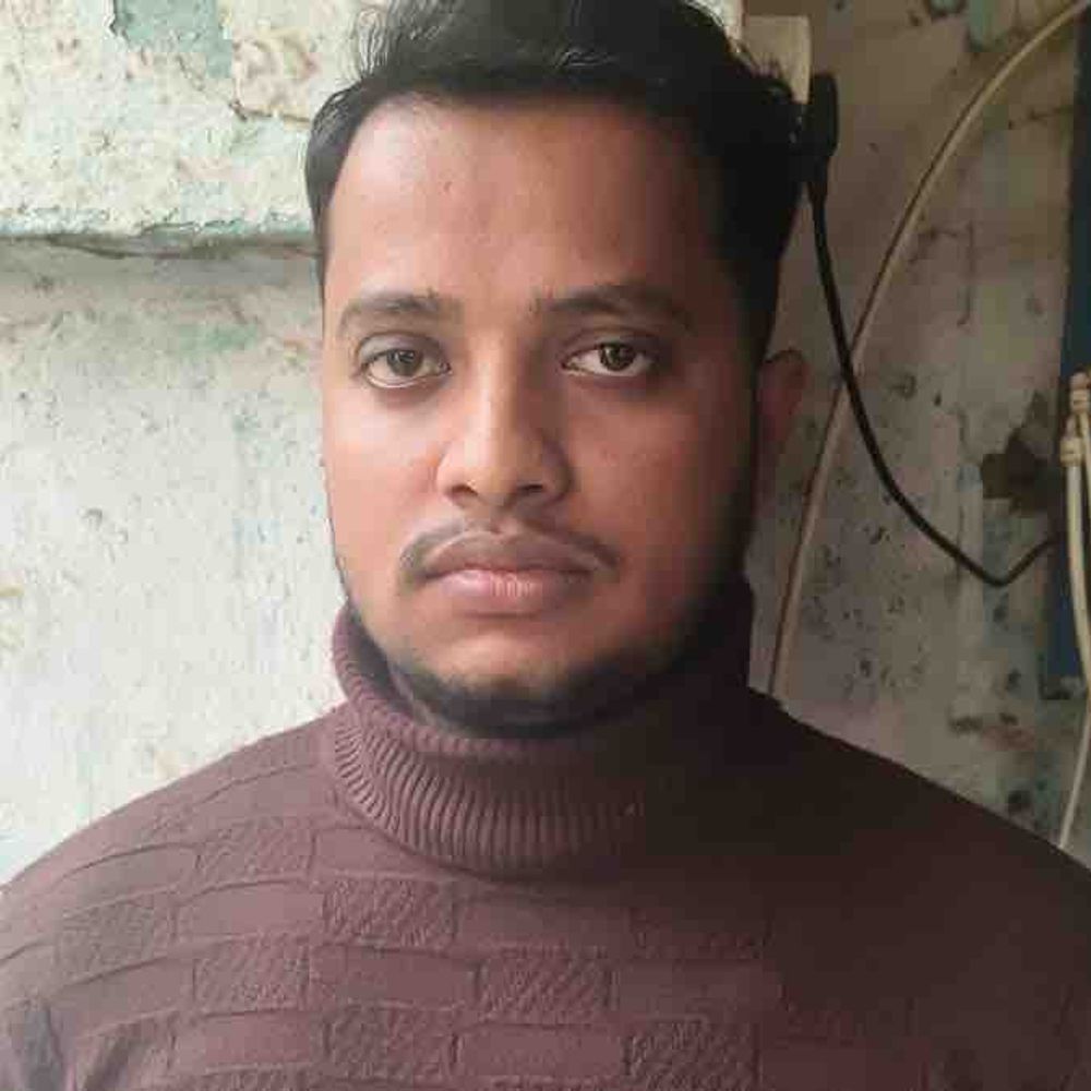 मोतिहारी में पासपोर्ट वेरिफिकेशन में रिश्वत:डेटा ऑपरेटर रंगे हाथ गिरफ्तार, वीडियो वायरल होने पर एसपी ने की कार्रवाई, भेजा जेल