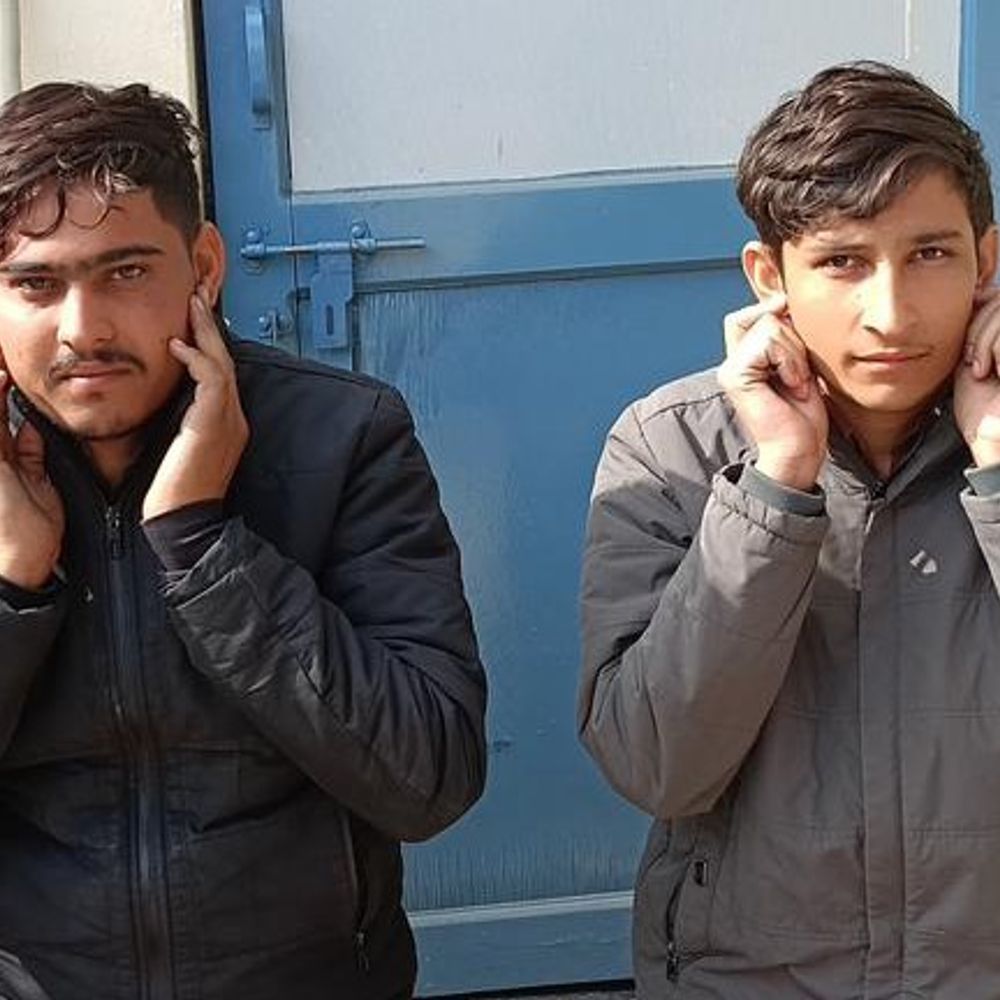 134.86 ग्राम अफीम के साथ दो तस्कर गिरफ्तार:हनुमानगढ़ टाउन पुलिस ने भारतमाला रोड पर नाकाबंदी में पकड़ी कार