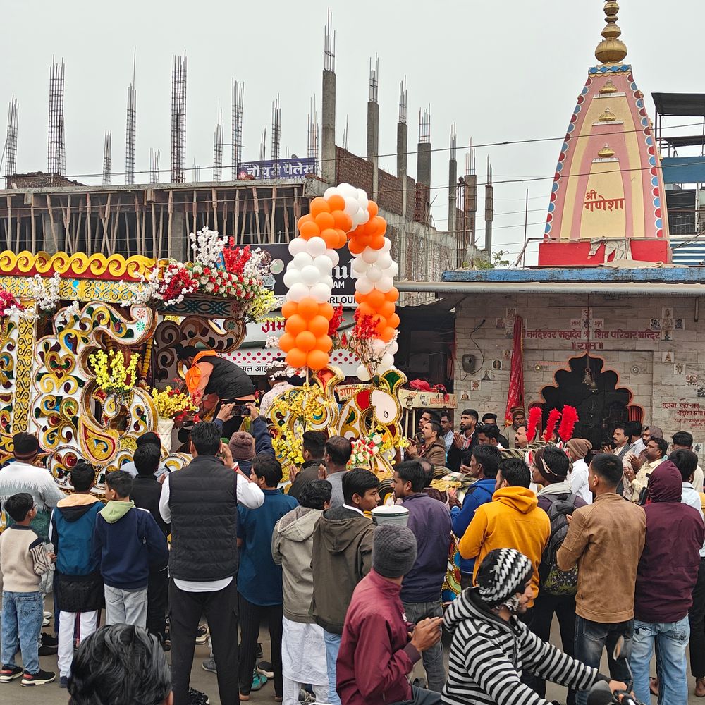 पेटलावद से विश्वमंगलधाम तारखेड़ी तक पैदल धर्मयात्रा:श्रद्धालु करेंगे बालाजी महाराज के दर्शन