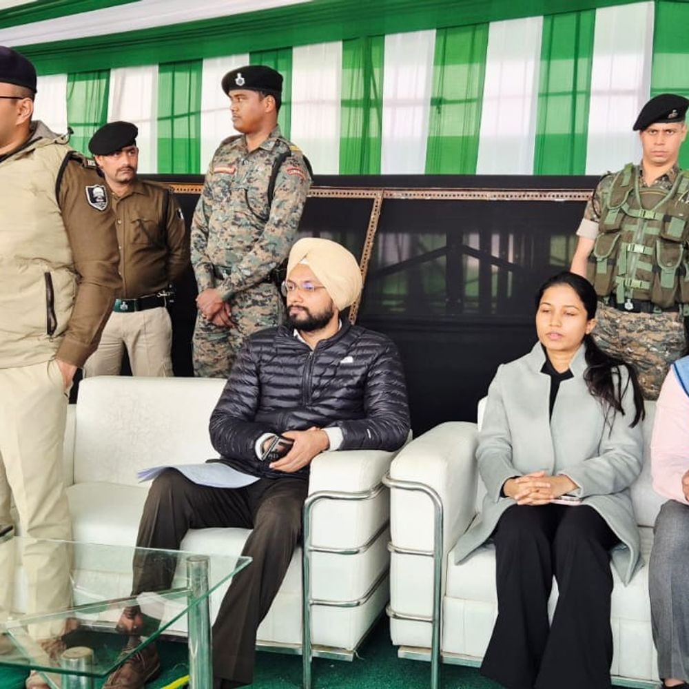 ‘किसी भी स्तर पर लापरवाही बर्दाश्त नहीं’-DM:समृद्धि यात्रा को लेकर प्रशासन मुस्तैद, कार्यक्रम स्थल पर हुई संयुक्त ब्रीफिंग