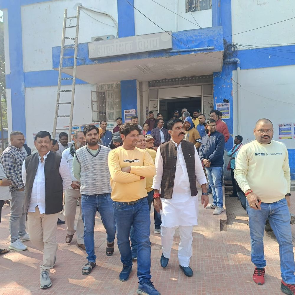 बक्सर में शुरू हुई OPD सेवाएं, बहिष्कार खत्म:पूर्व विधायक और सिविल सर्जन के आश्वासन पर फैसला, कहा- सुरक्षा की व्यवस्था हो