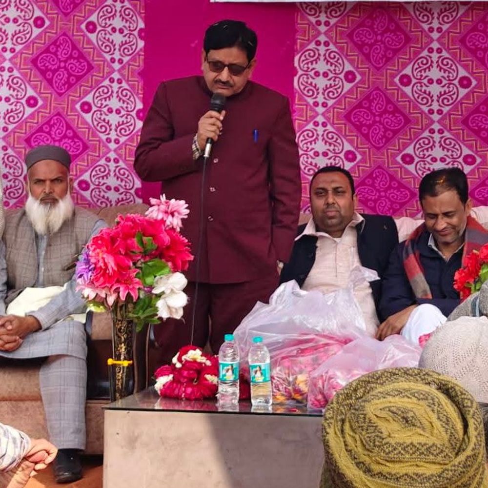 AIMIM ने ज़िला पंचायत चुनाव की तैयारी को लेकर बैठक:महाराष्ट्र की सफलता के बाद यूपी के ग्रामीण क्षेत्रों पर फोकस