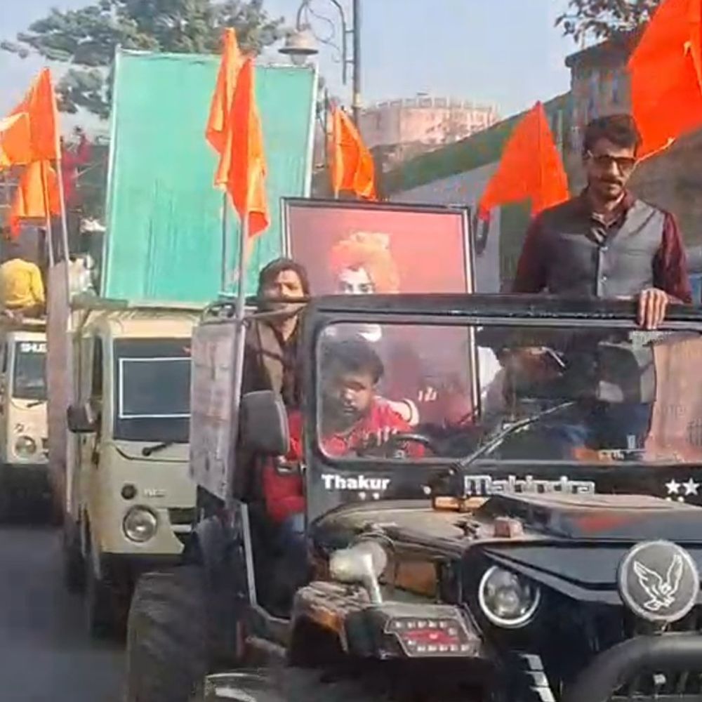 युवा सम्मेलन के लिए वाहन रैली निकाली:एकता और राष्ट्रभक्ति का संदेश दिया; सतना में कल होगा आयोजन