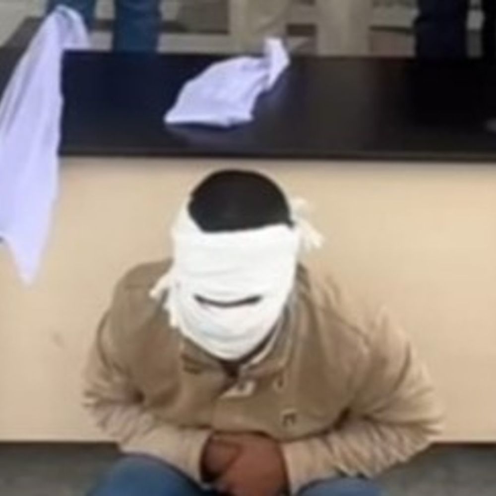 दतिया में अमर सिंह हत्याकांड का मुख्य आरोपी गिरफ्तार:12 बोर की अधिया और कारतूस मिला; रेत कंपनी कर्मचारी को बचाने में गई थी जान