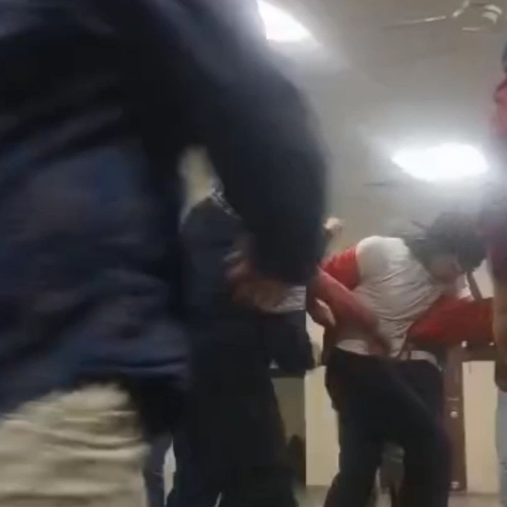 अस्पताल में अराजकता बर्दाश्त नहीं की जाएगी-प्रभारी अधीक्षक:बेतिया अस्पताल में विवाद, मारपीट पर प्रशासन सख्त; मृतका के परिजनों सहित अन्य पर होगी FIR