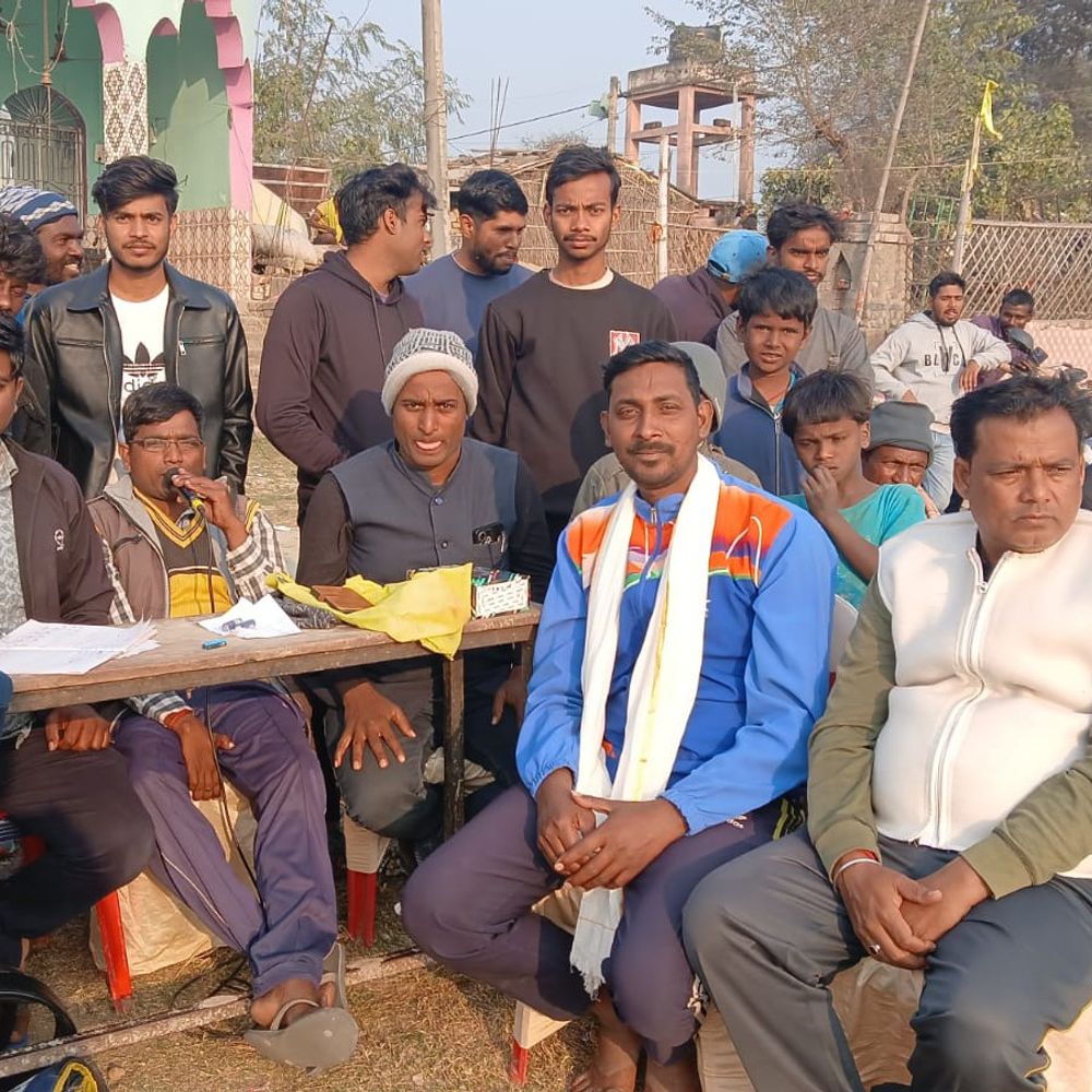 भागलपुर में पुलिस-पब्लिक के बीच क्रिकेट टूर्नामेंट:पुलिस टीम विजयी, मकर संक्रांति पर मोतीचक फील्ड में 24 रनों से हराया